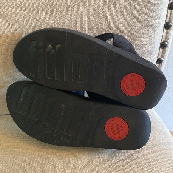 Fitflop Women’s LuLu Comet Wedge Sandals Slip On Toe Post Black Size 9 - Picture 12 of 12